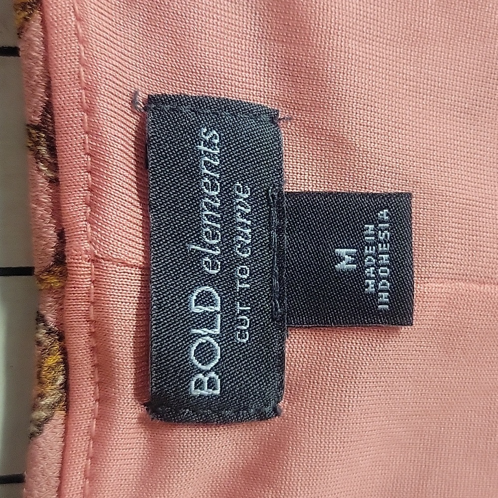 BOLD elements dress - Picture 7 of 10